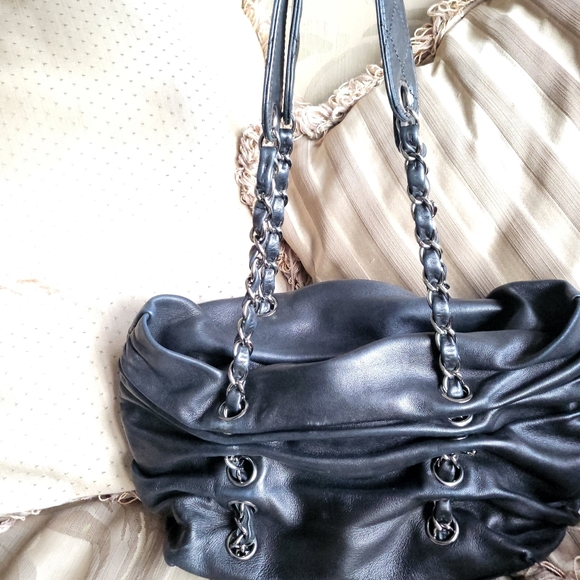 Chanel sharpei bag - Picture 2 of 11